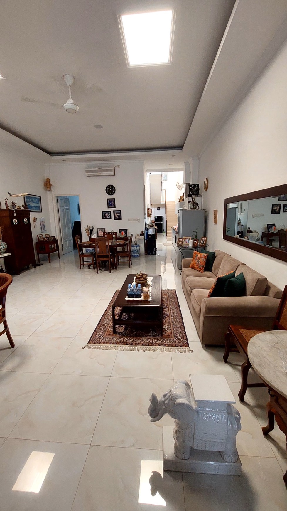 Dijual Rumah Bagus Terawat Lokasi Di Jl. Pulomas Barat, Pulo Gadung, Jakarta Tmur