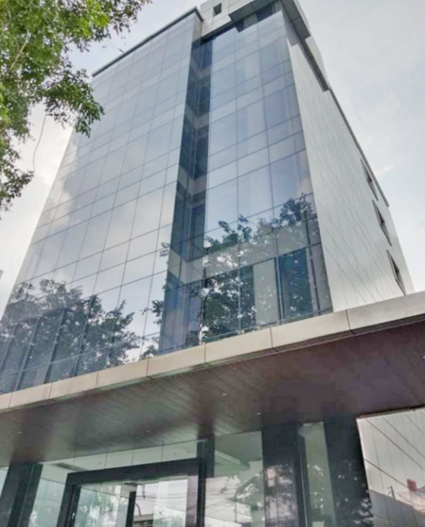 Gedung 6½ Lantai di Warung Buncit Jakarta Selatan