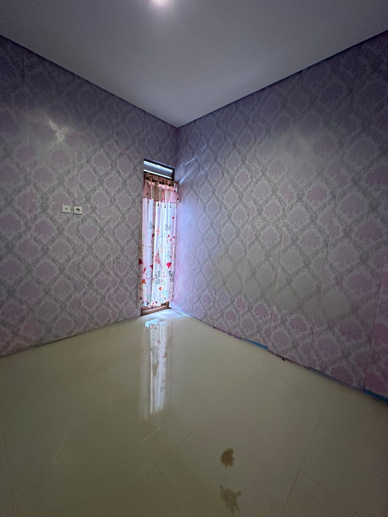 Rumah Minimalis 1 Lantai, dalam Cluster di Serua- Ciputat