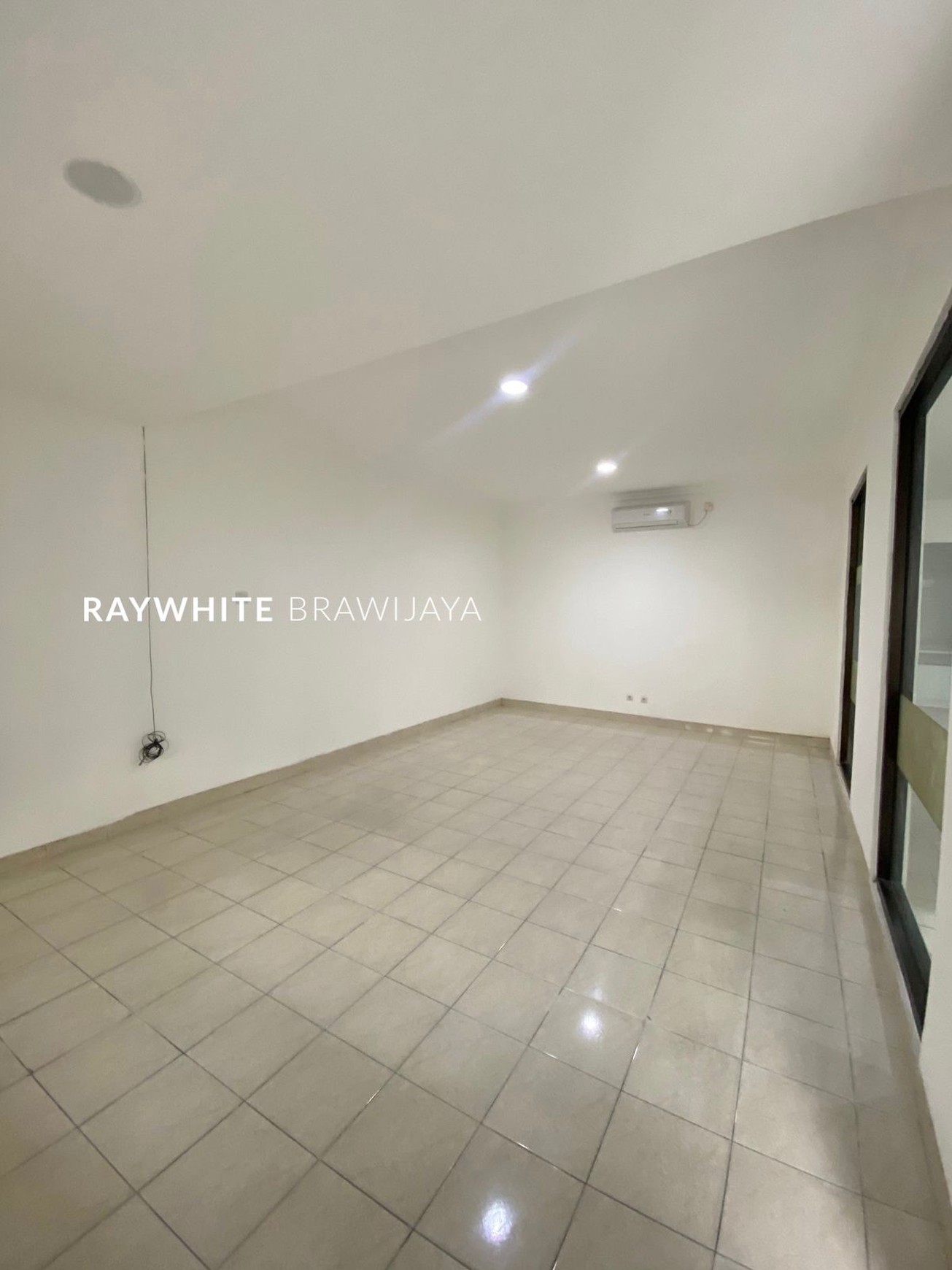 Rumah Cocok untuk usaha Coffeshop Area Cipete