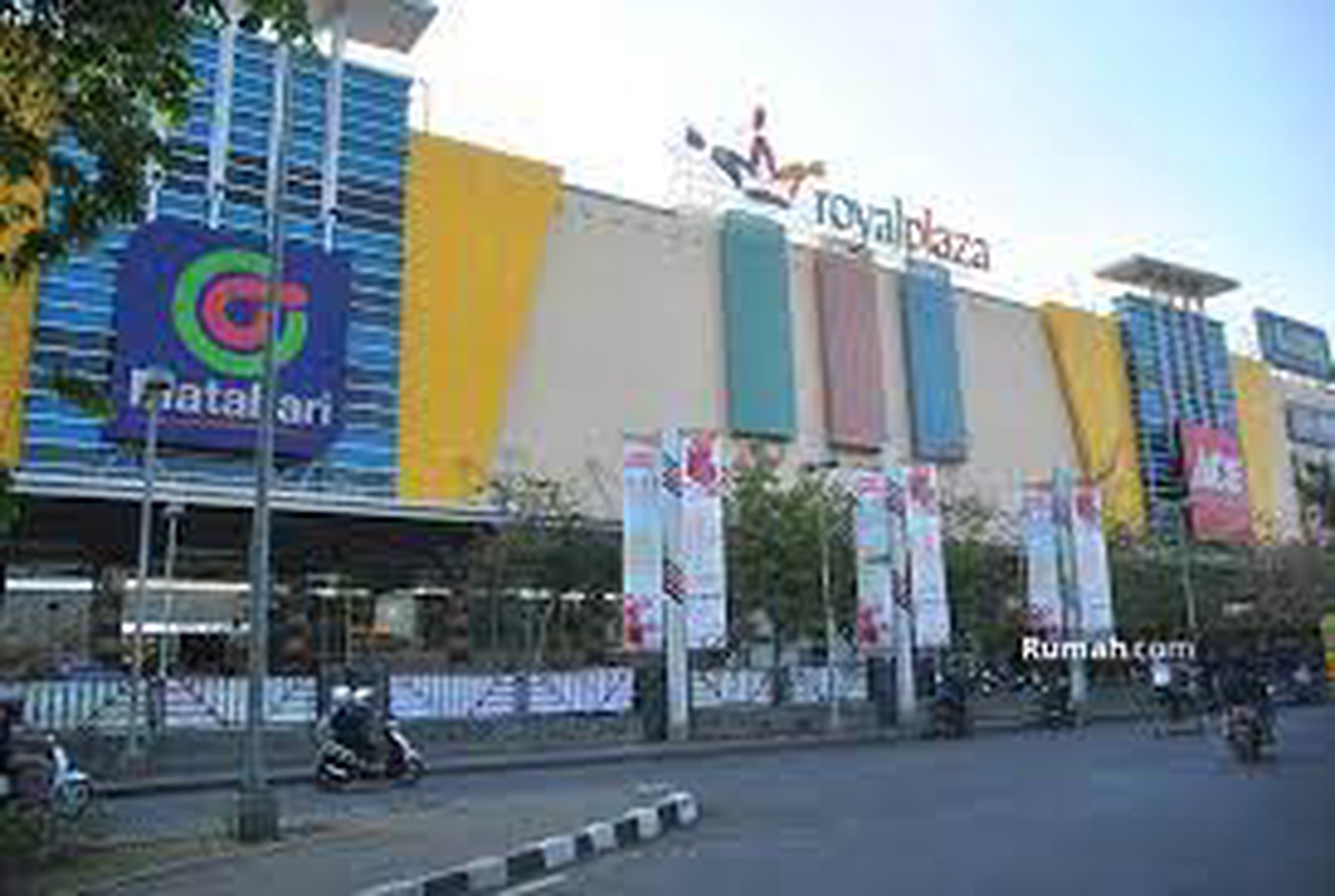 Disewakan Stand Ruko Royal Plaza Mall Surabaya