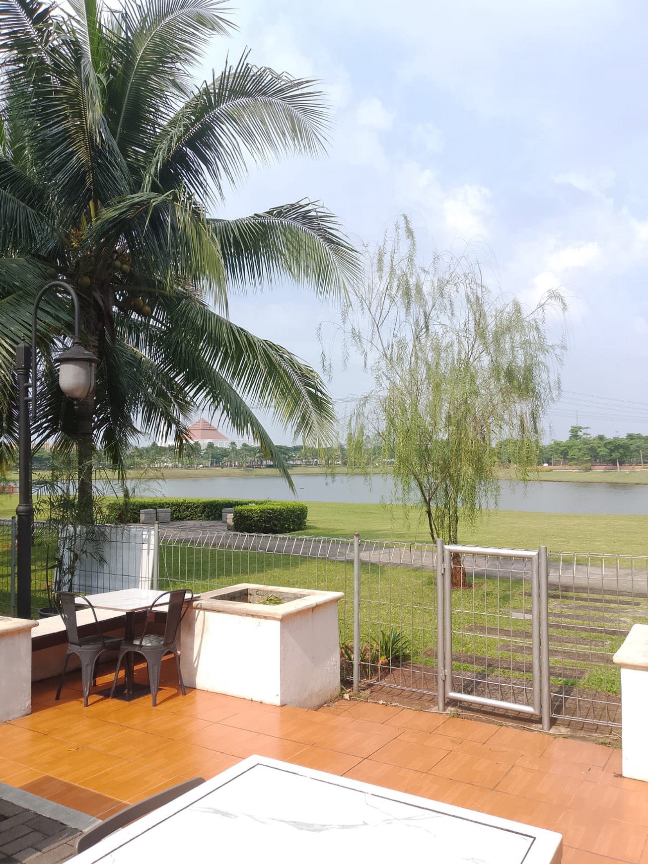 Ruko Hook di Vanya Park Lakeside BSD City