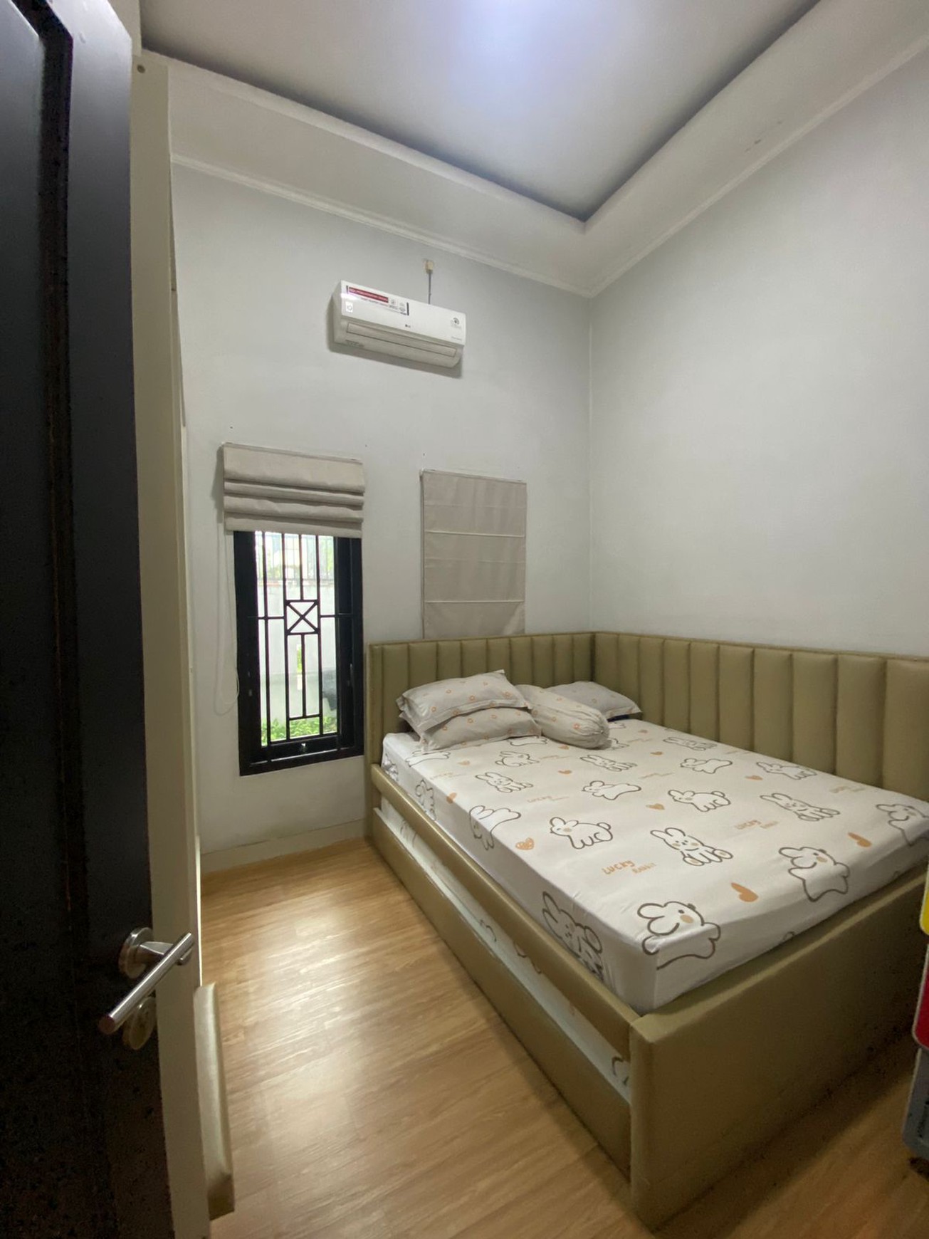 Ruamah Semi furnish Dekat Kampus UNISA Dijalan Jambon, Gamping