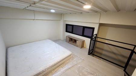 Rumah Kos Dekat Metropolis