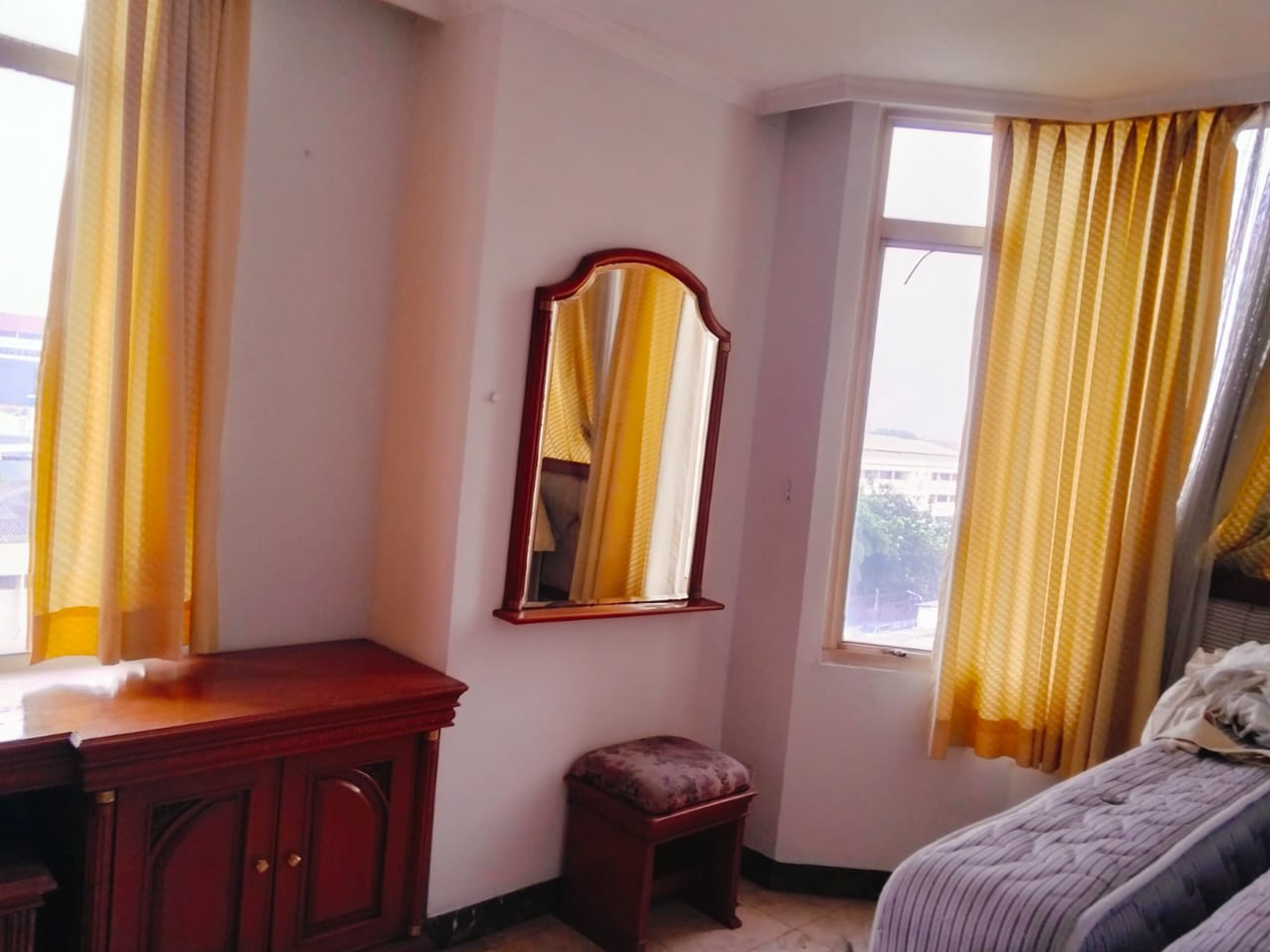 Dijual Apartemen Furnish Di Slipi Jakarta Barat.