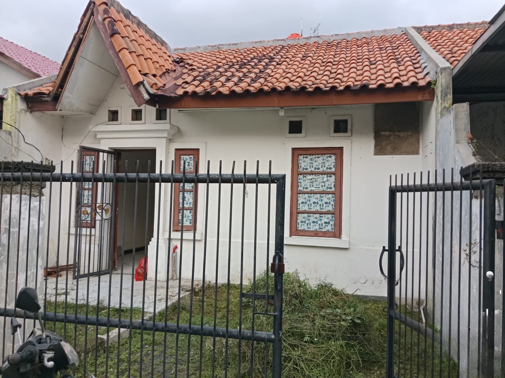 Rumah Siap Huni di Jalan Antilop, Cikarang Baru - Lokasi Strategis & Lingkungan Nyaman