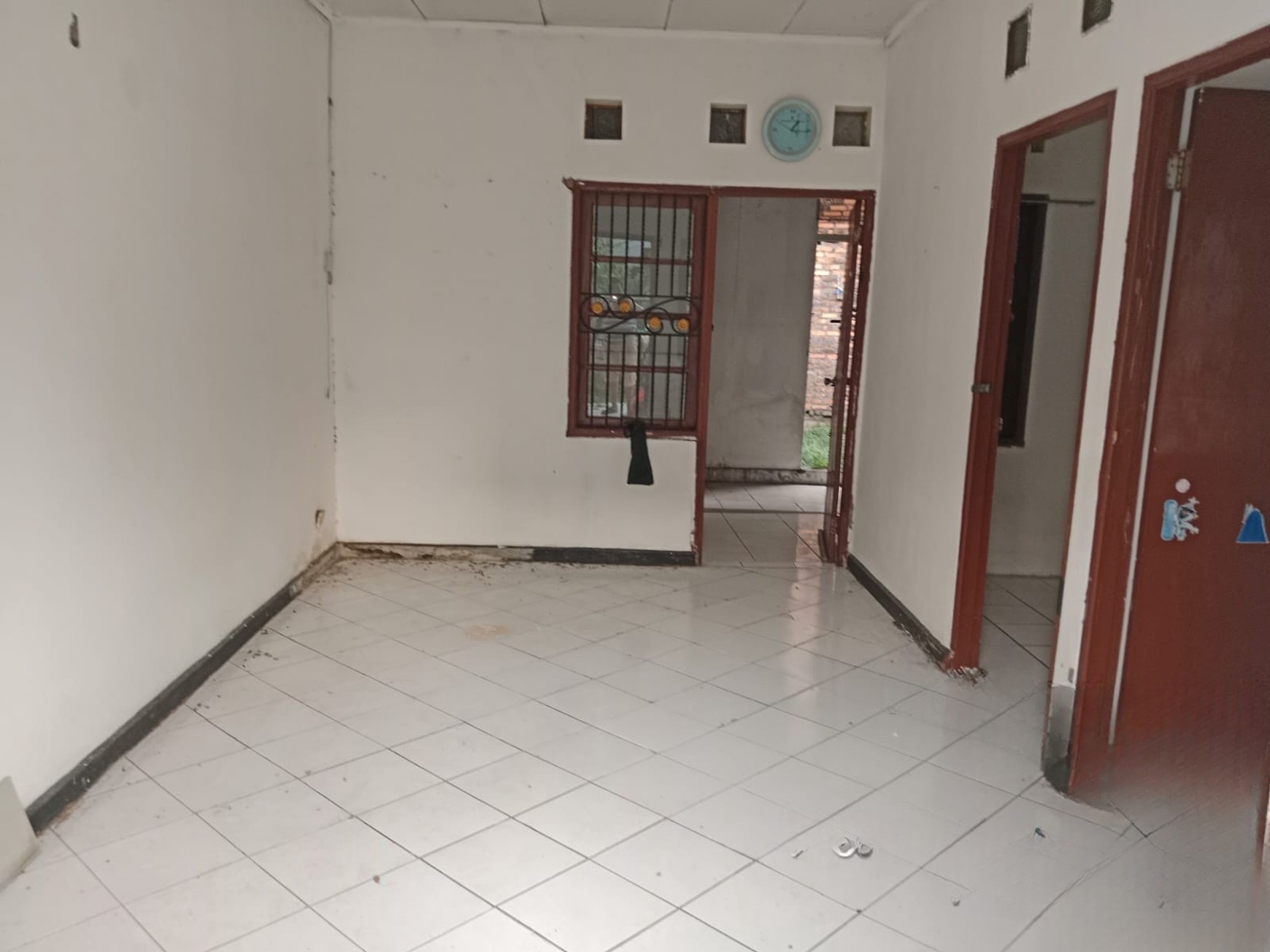 Rumah Siap Huni di Jalan Antilop, Cikarang Baru - Lokasi Strategis & Lingkungan Nyaman