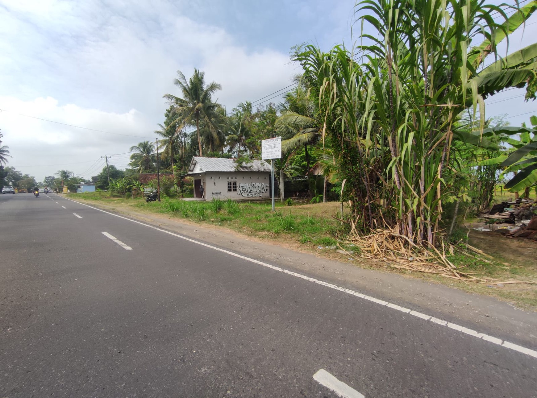 Tanah Pekarangan Pinggir Jalan Raya Wates Purworejo Dekat Bandara YIA