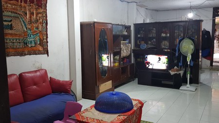 Dijual Rumah Lama Hitung Tanah Lokasi DI Jl. Kramat Batu, Cilandak, Jakarta Selatan