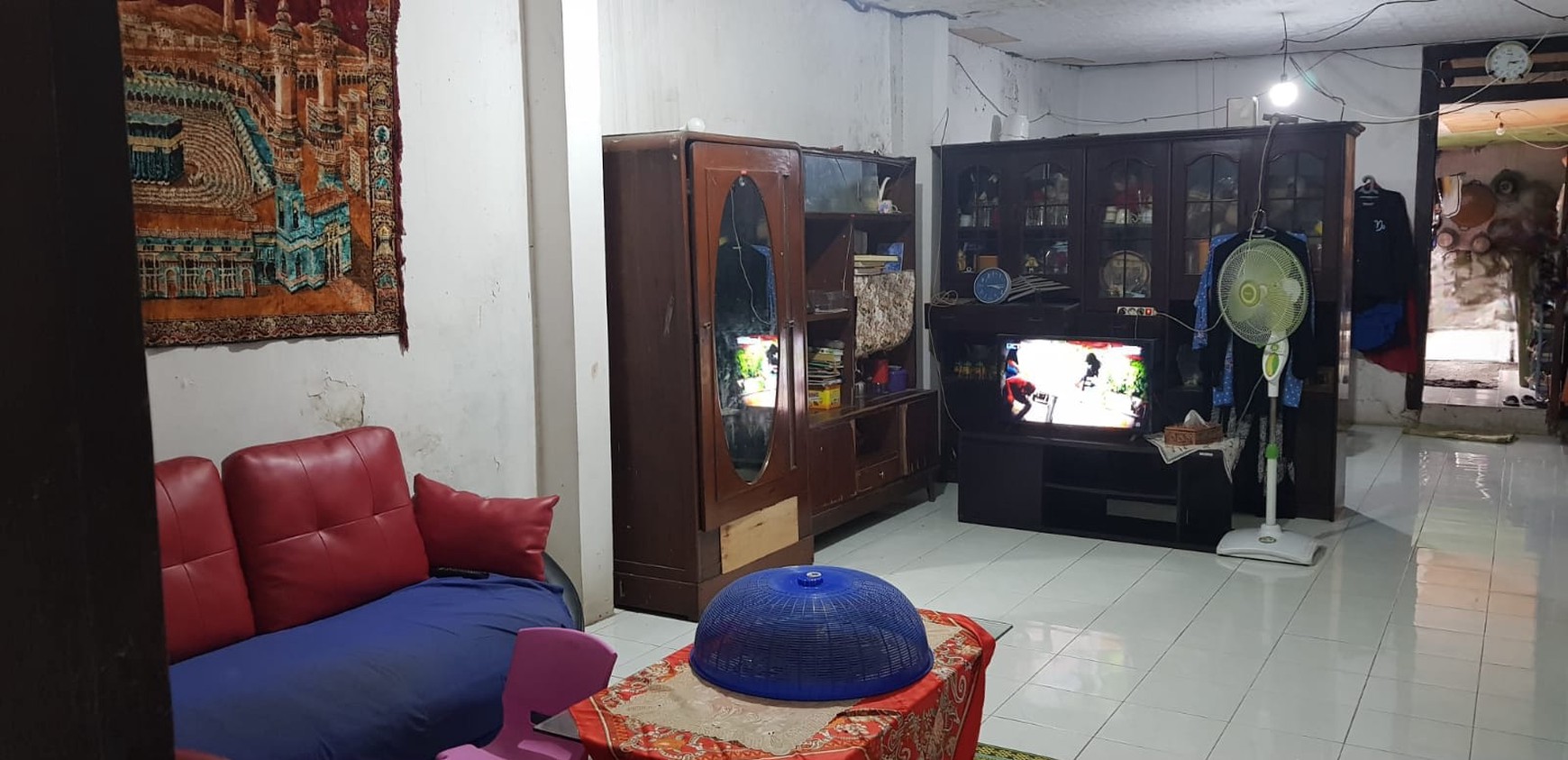 Dijual Rumah Lama Hitung Tanah Lokasi DI Jl. Kramat Batu, Cilandak, Jakarta Selatan