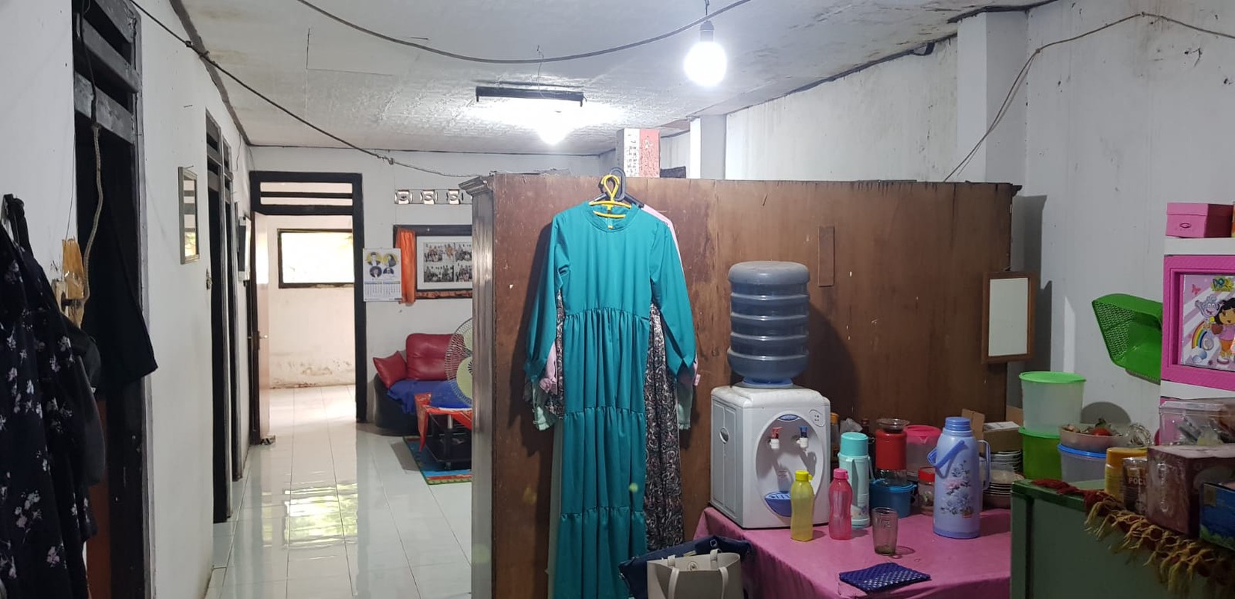 Dijual Rumah Lama Hitung Tanah Lokasi DI Jl. Kramat Batu, Cilandak, Jakarta Selatan