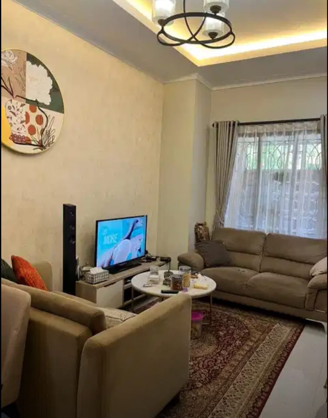 Rumah Minimalis,Terawat Bagus, dalam Cluster di Graha Bintaro. 