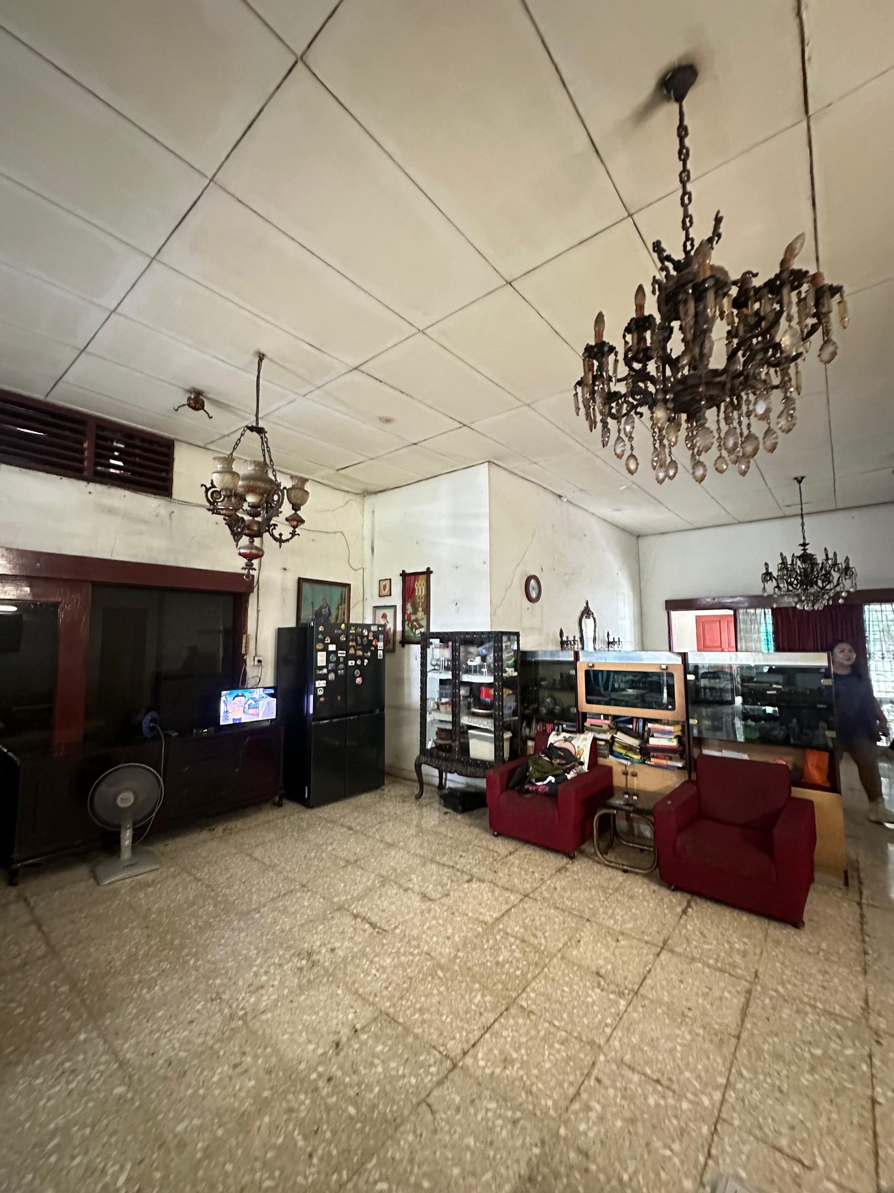 Dijual sebidang Tanah + Rumah & Gudang di Palmerah Barat Jakarta Barat
