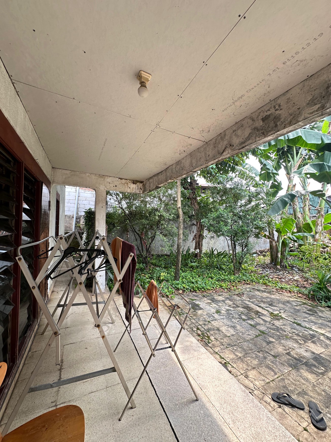 Dijual sebidang Tanah + Rumah & Gudang di Palmerah Barat Jakarta Barat