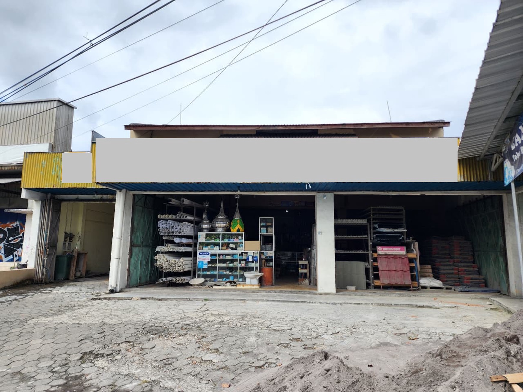 Dijual Ruko Lokasi Strategis di Jalan Magelang ,Tridadi - Sleman