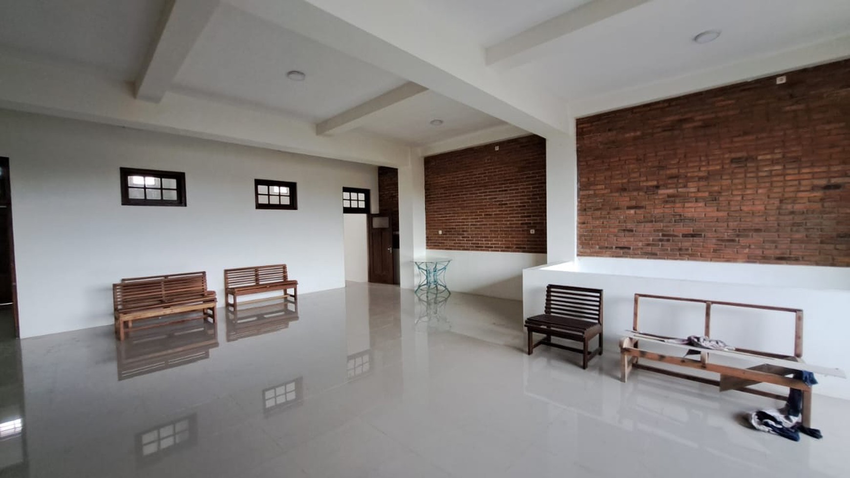 Disewakan Ruko 3 Lantai Lokasi Strategis di Kawasan Bisnis Kota Magelang 