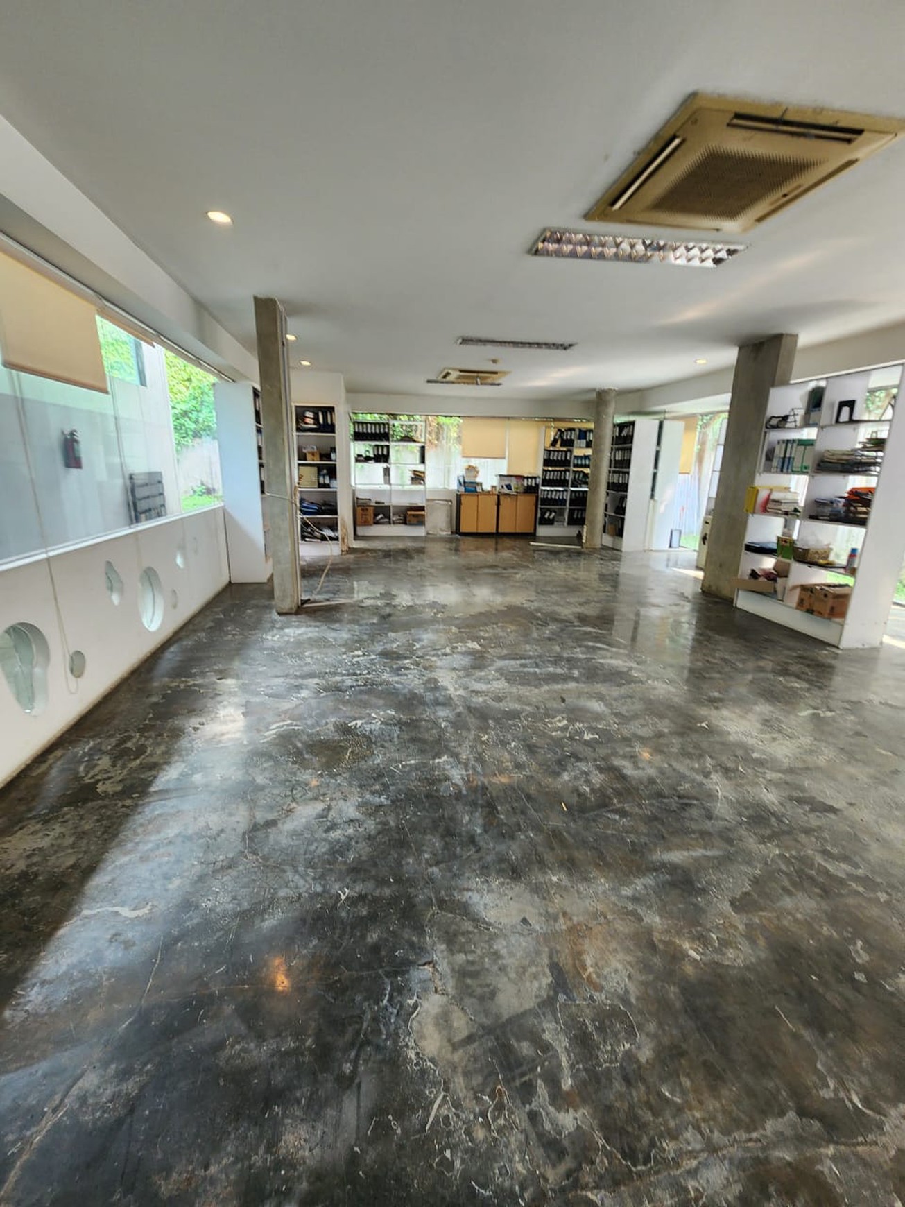 GEDUNG JAKARTA SELATAN - Bangunan Kokoh, Desain Modern, Kawasan Premium Bangka