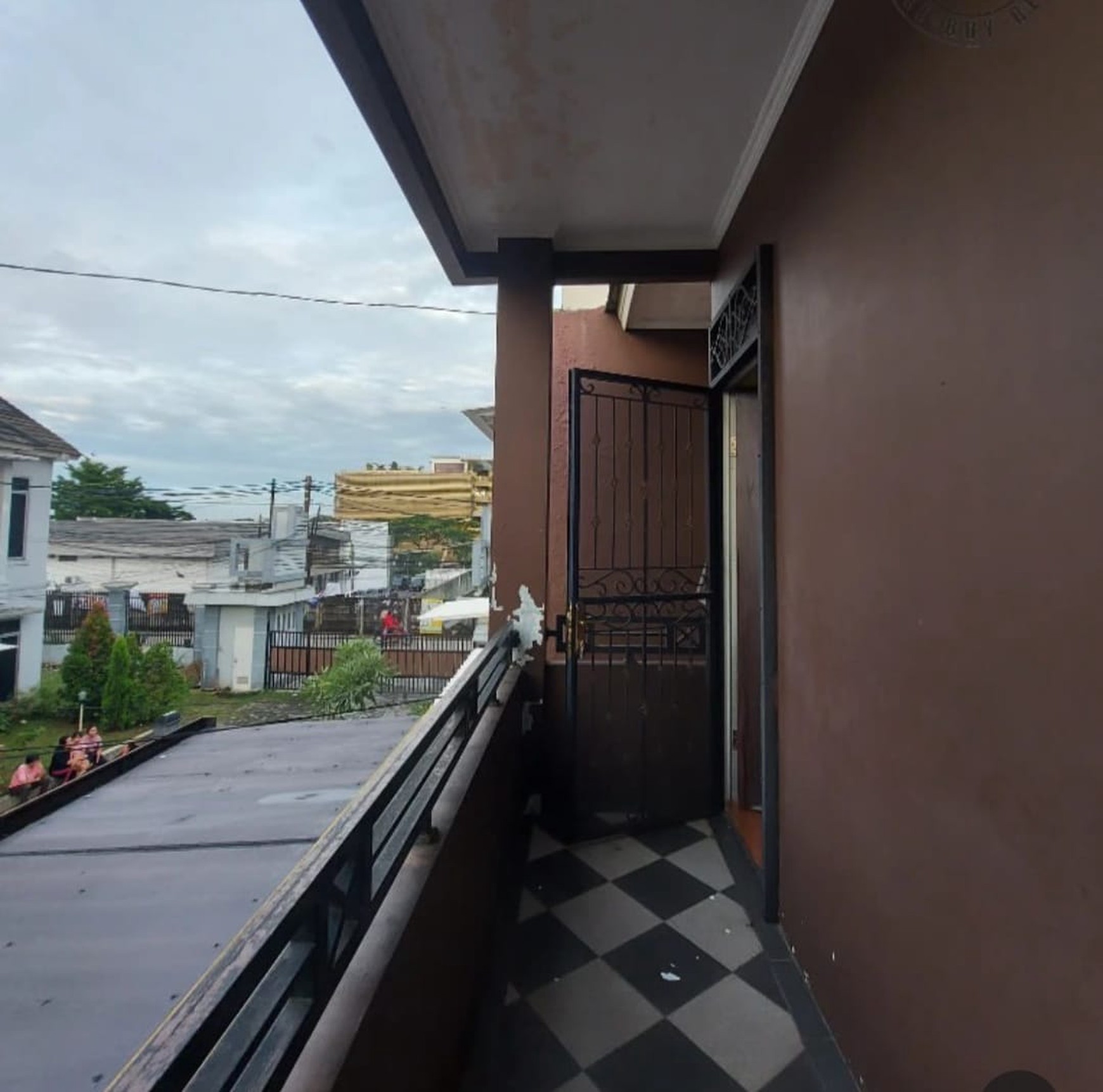 Rumah 2 Lantai, dalam Cluster kemanan 24 Jam di Bintaro