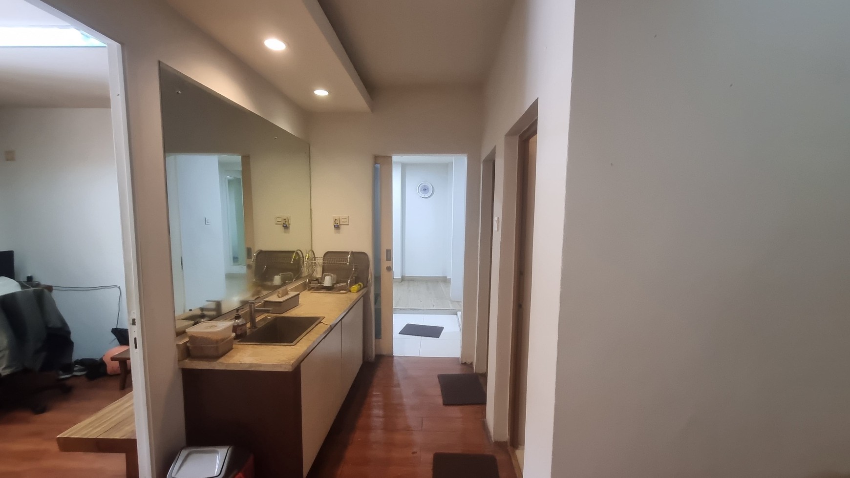 Dijual Ruko Gandeng Posisi Huk di Bona Indah Lebak Bulus