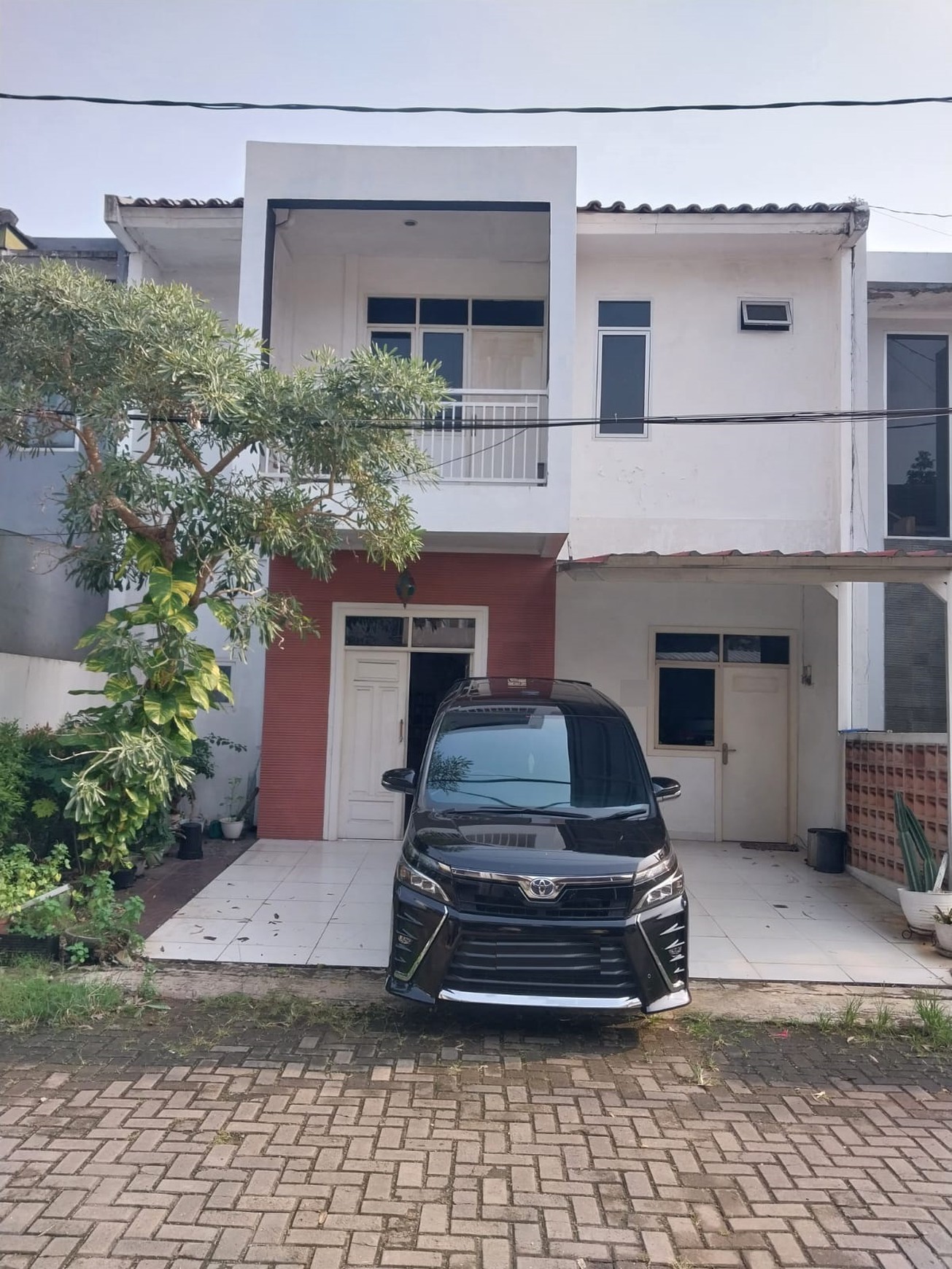 Rumah Bagus, Minimalis, Akses mudah, dalam Cluster di Bintaro