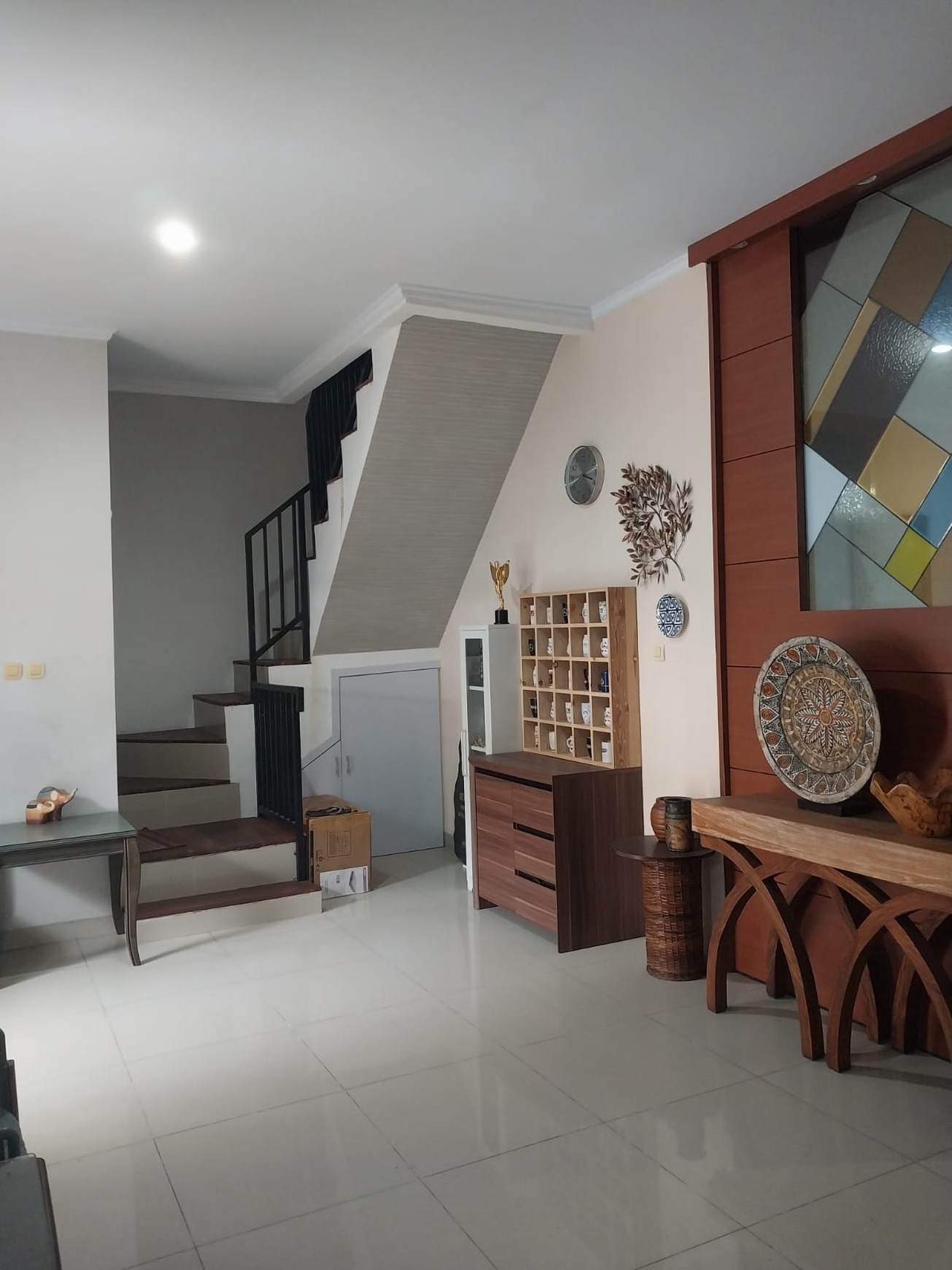 Rumah Bagus, Minimalis, Akses mudah, dalam Cluster di Bintaro