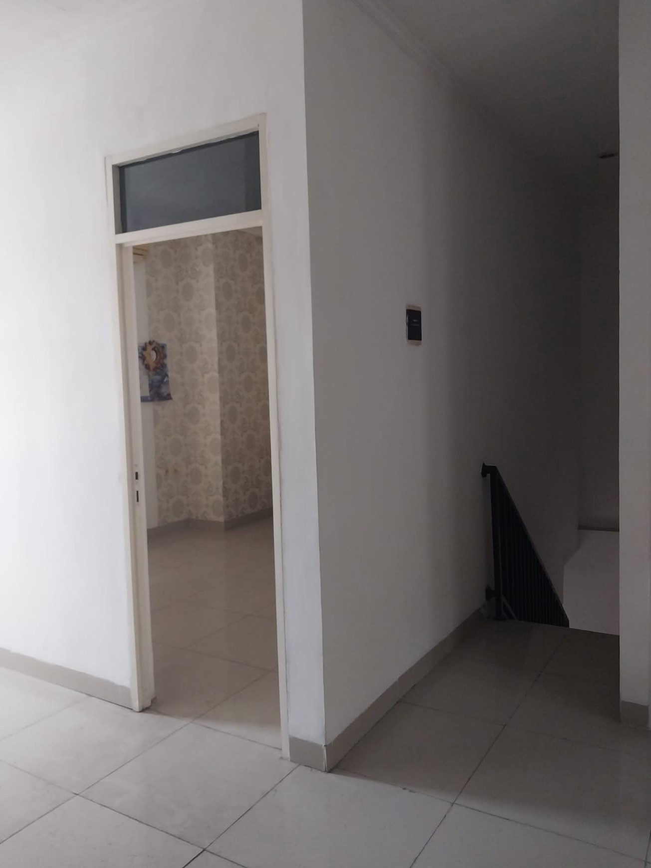 Rumah Bagus, Minimalis, Akses mudah, dalam Cluster di Bintaro