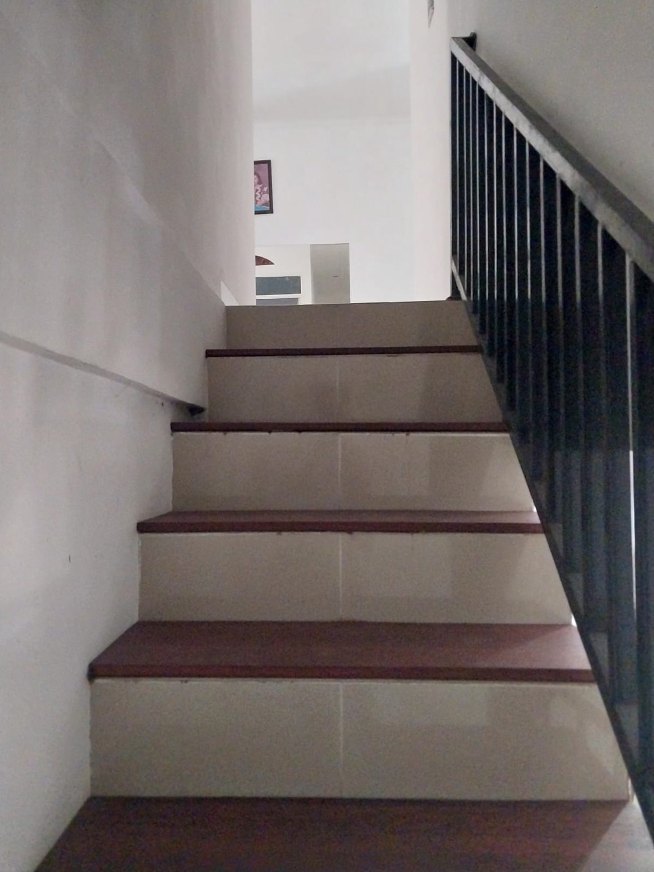 Rumah Bagus, Minimalis, Akses mudah, dalam Cluster di Bintaro