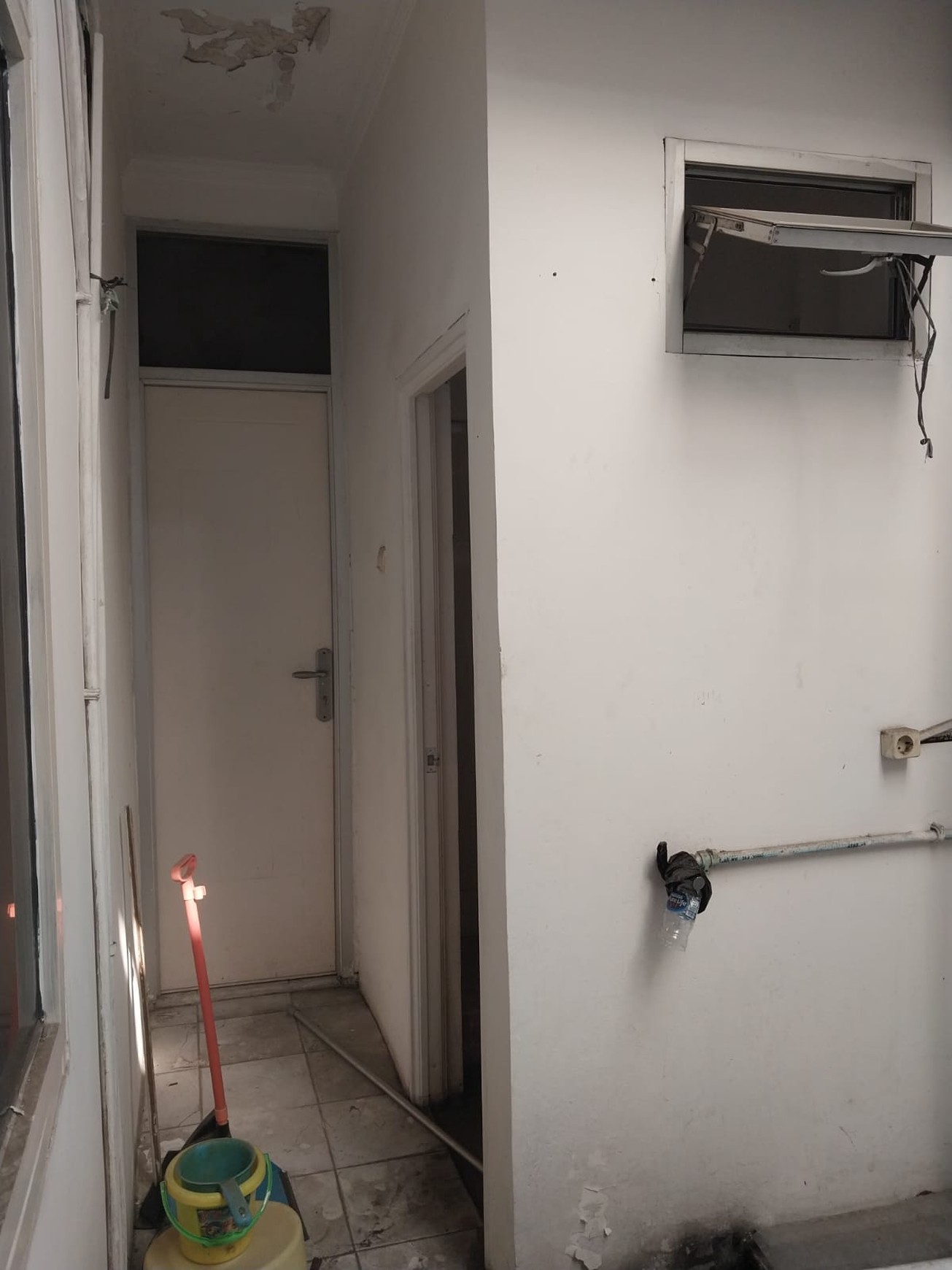 Rumah Bagus, Minimalis, Akses mudah, dalam Cluster di Bintaro