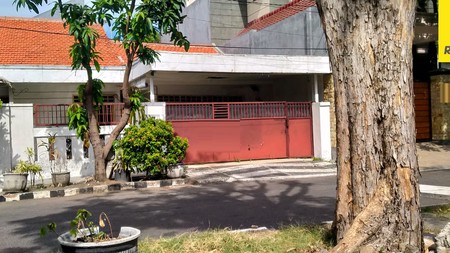 Dijual Rumah SHM di Jalan Rungkut Asri Surabaya