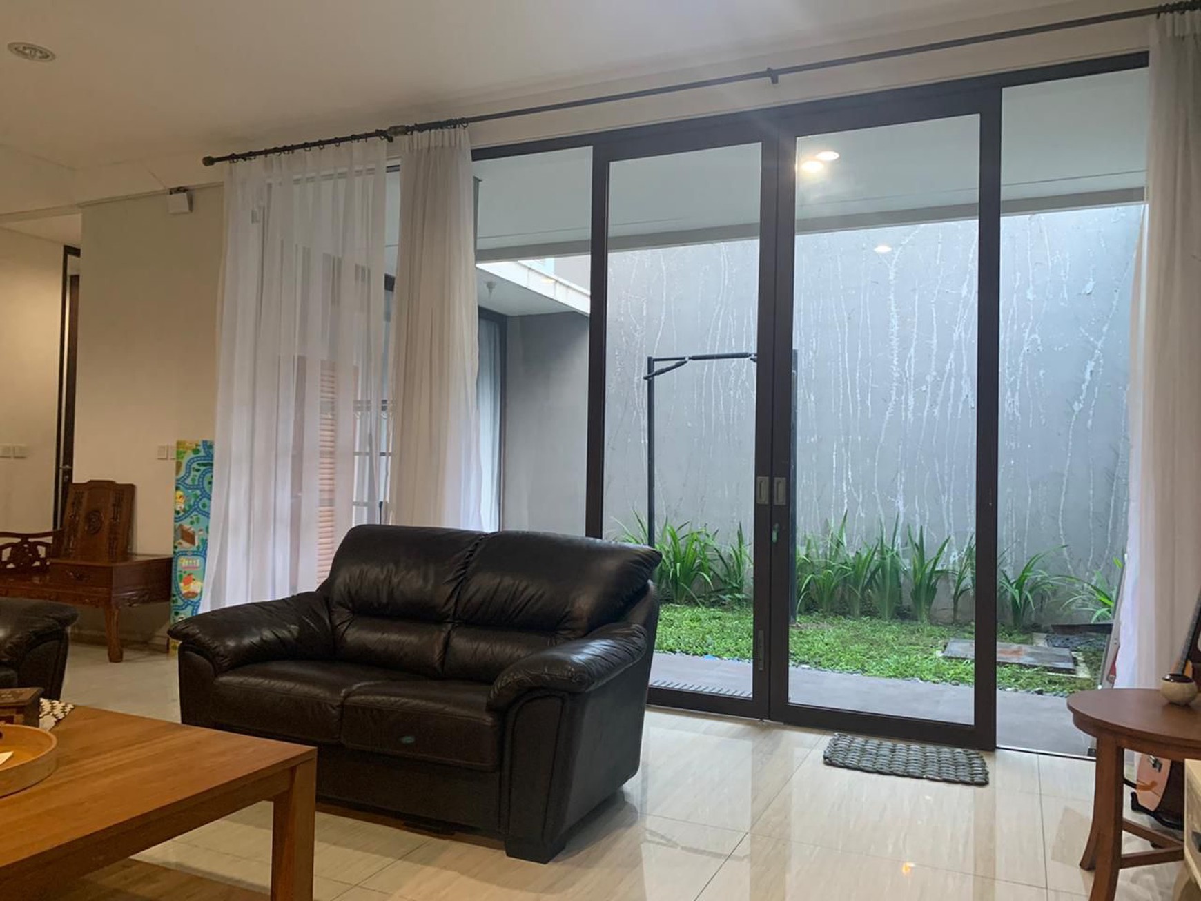 Rumah Mewah Di Perumahan Premium Hyarta Residence Ngaglik Sleman