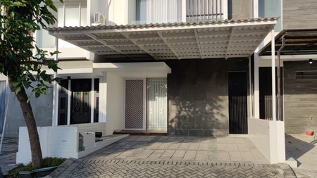 Di sewakan Rumah Full Furnish Dan Siap Huni Di Royal Residence