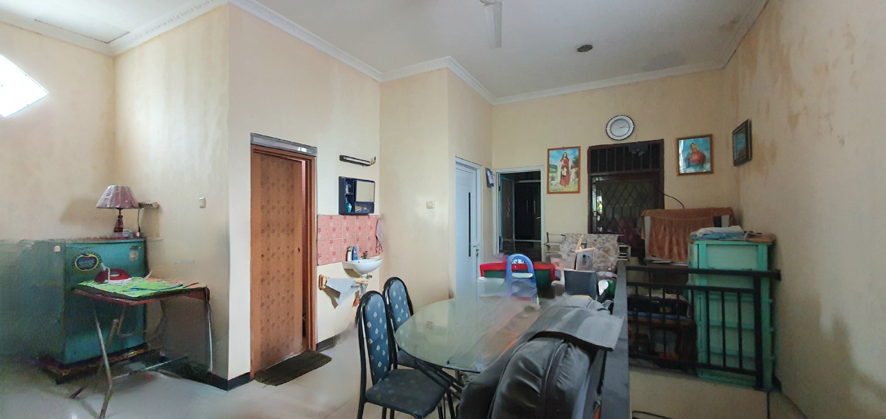 Rumah apik di Jalan Sungai Indragiri, Semper, Cilincing. Luas 78m2. Sudah renov total