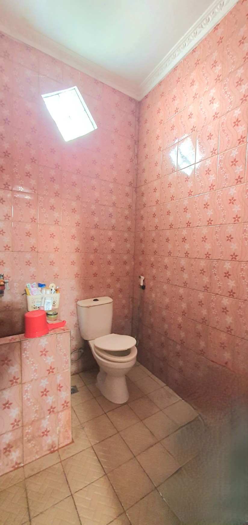 Rumah apik di Jalan Sungai Indragiri, Semper, Cilincing. Luas 78m2. Sudah renov total