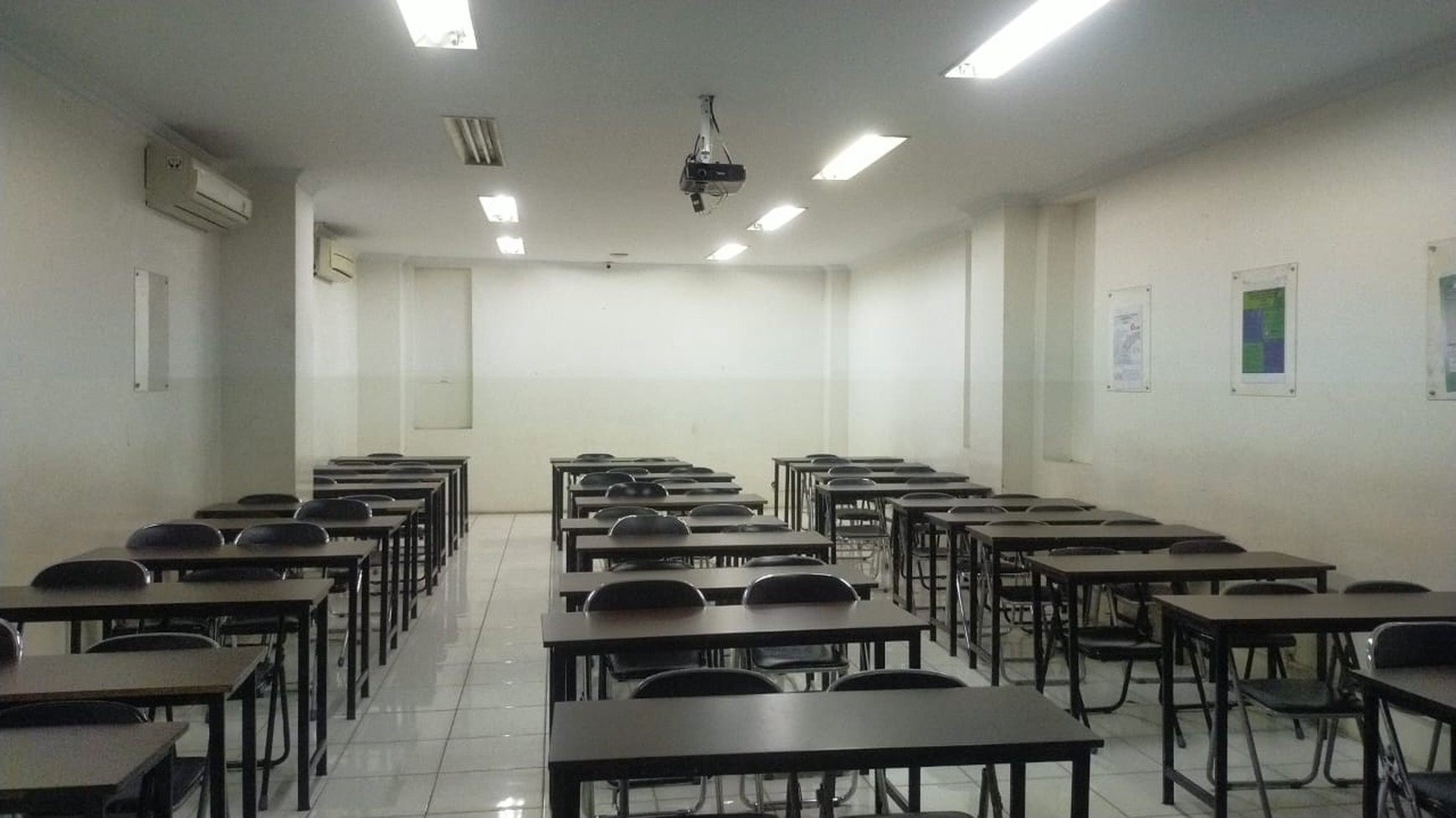 Dijual Gedung 4 Lantai Di Segitiga Emas Senen Jakarta Pusat