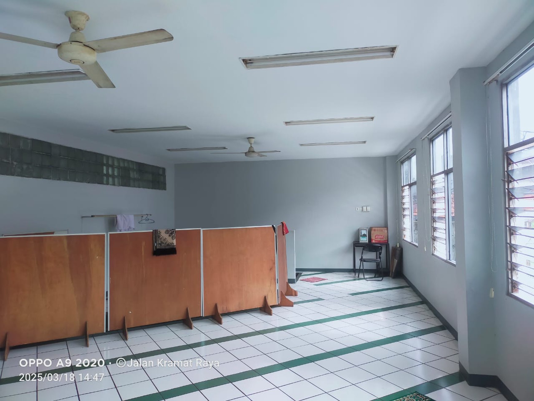 Dijual Gedung 4 Lantai Di Segitiga Emas Senen Jakarta Pusat