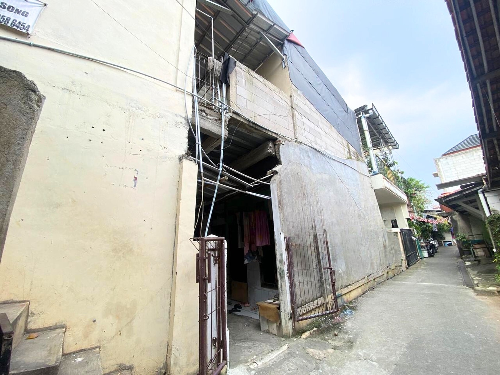 Investasi Rumah Kost/Kontrakan 47 Kamar Harga Murah di Gandul Cinere