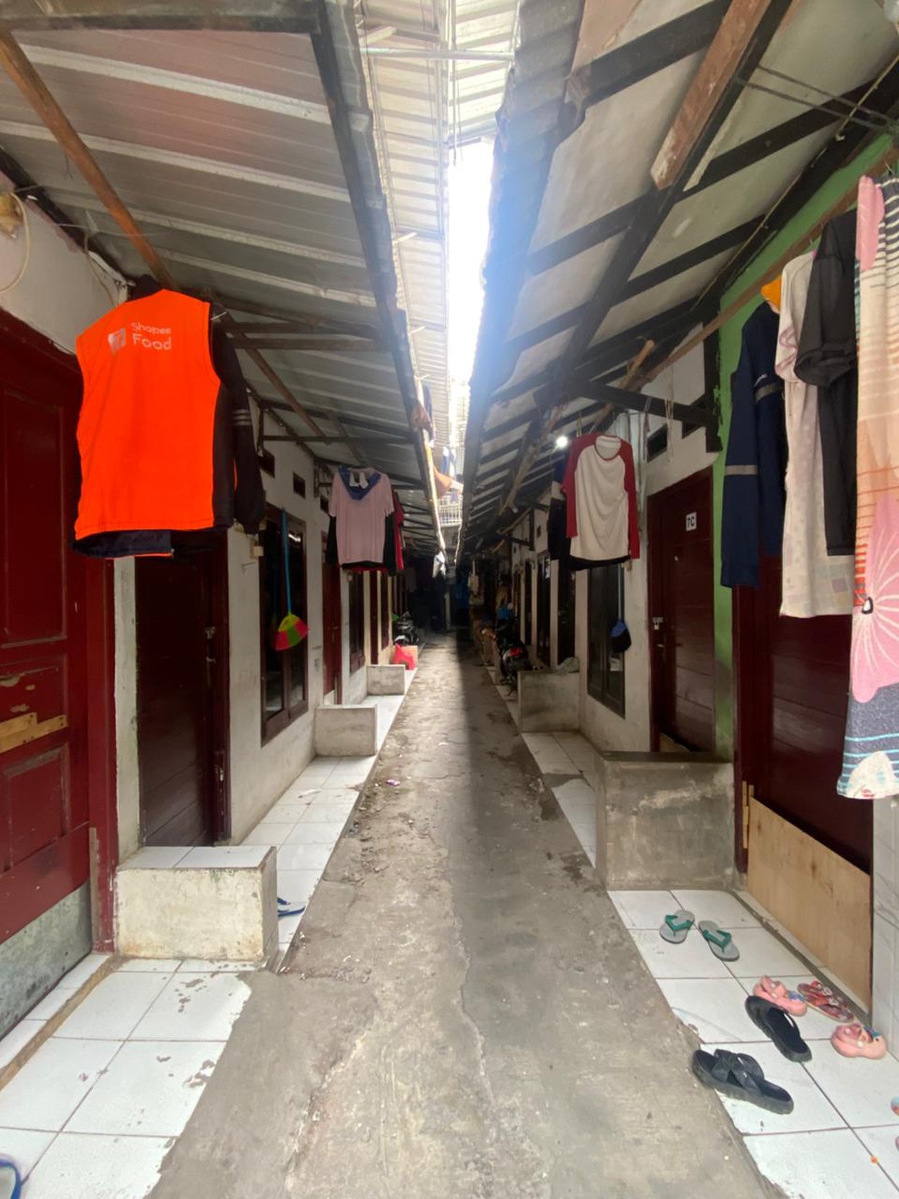 Investasi Rumah Kost/Kontrakan 47 Kamar Harga Murah di Gandul Cinere