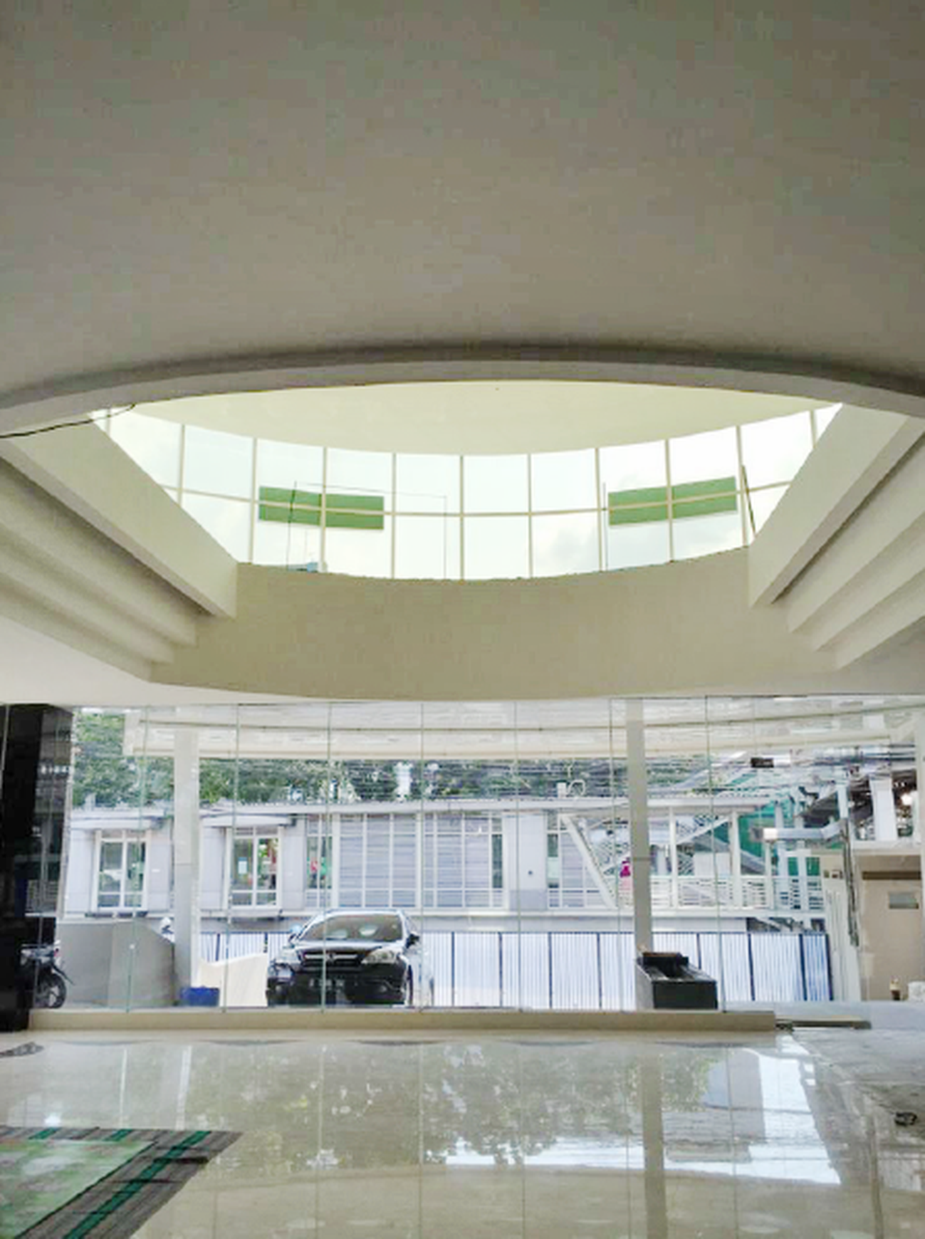 Gedung Kantor di Mampang Buncit Raya