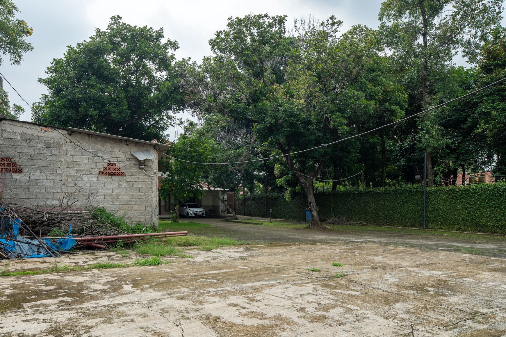 Turun Harga Dijual Tanah & Tempat Usaha Aktif (Alfamart), Rumah dan Tanah di Ciganjur Jagakarsa dengan luas 2310 M2