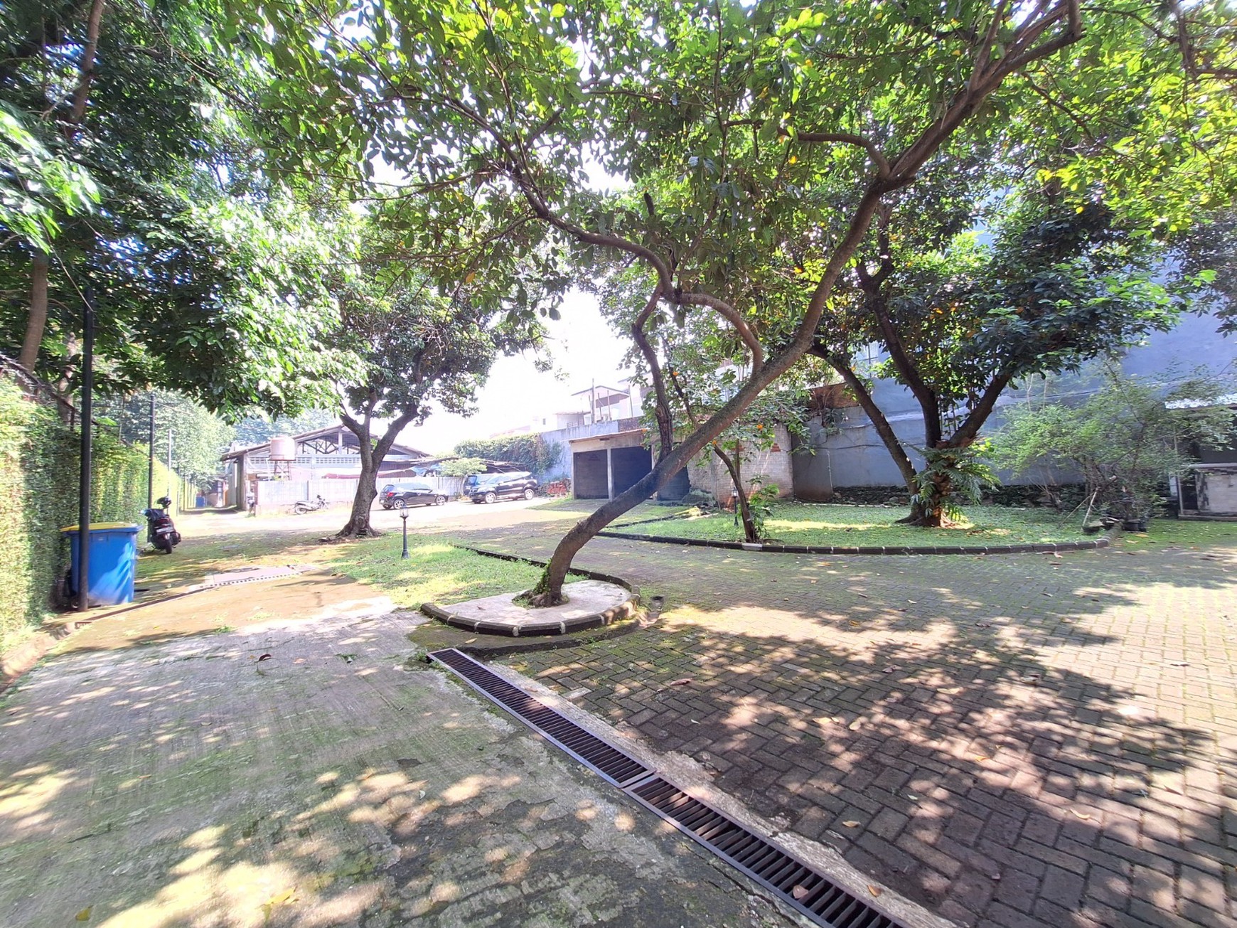 Turun Harga Dijual Tanah & Tempat Usaha Aktif (Alfamart), Rumah dan Tanah di Ciganjur Jagakarsa dengan luas 2310 M2