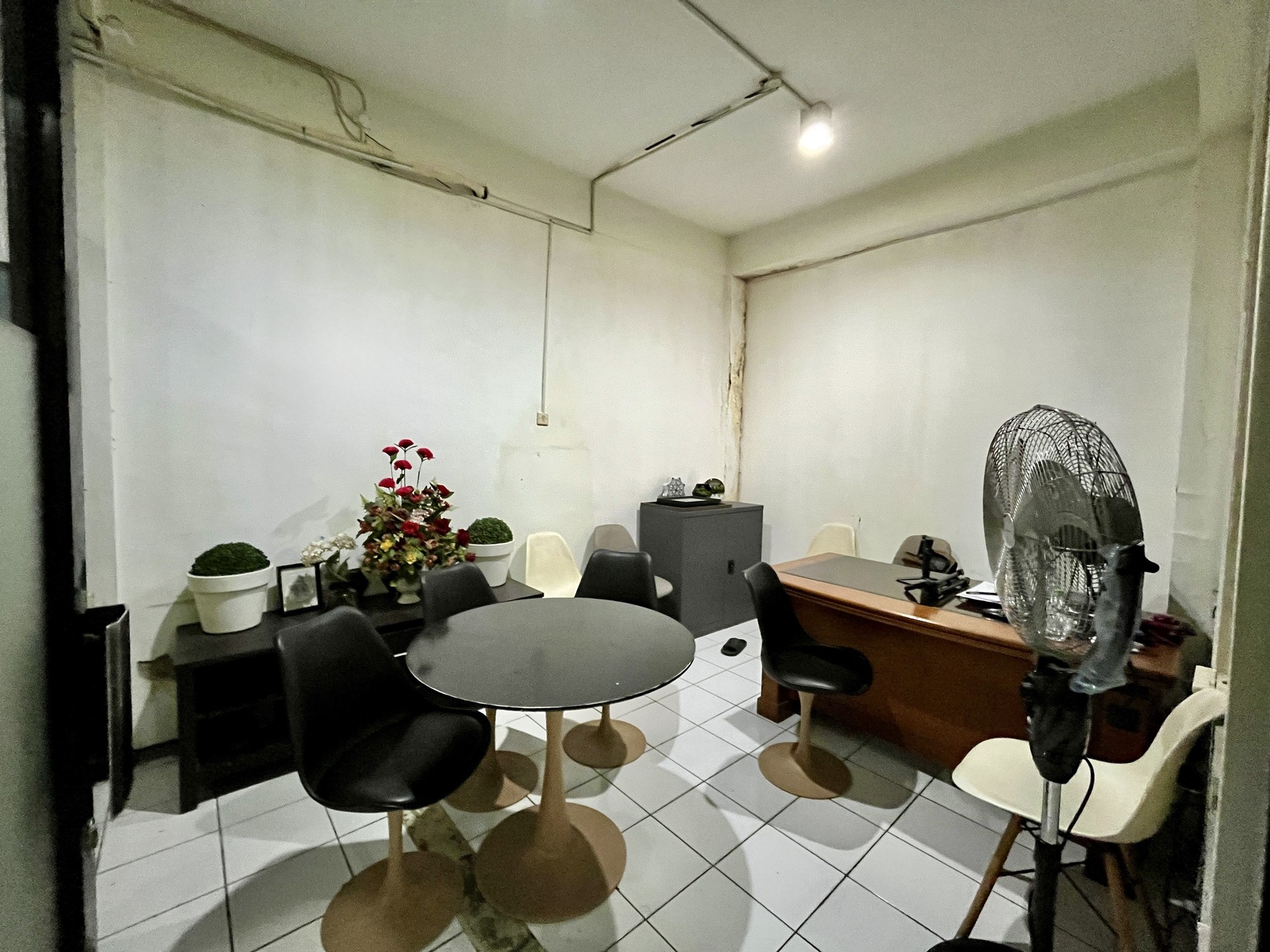 Rumah dijual di jalan Ronggolawe, Surabaya Pusat