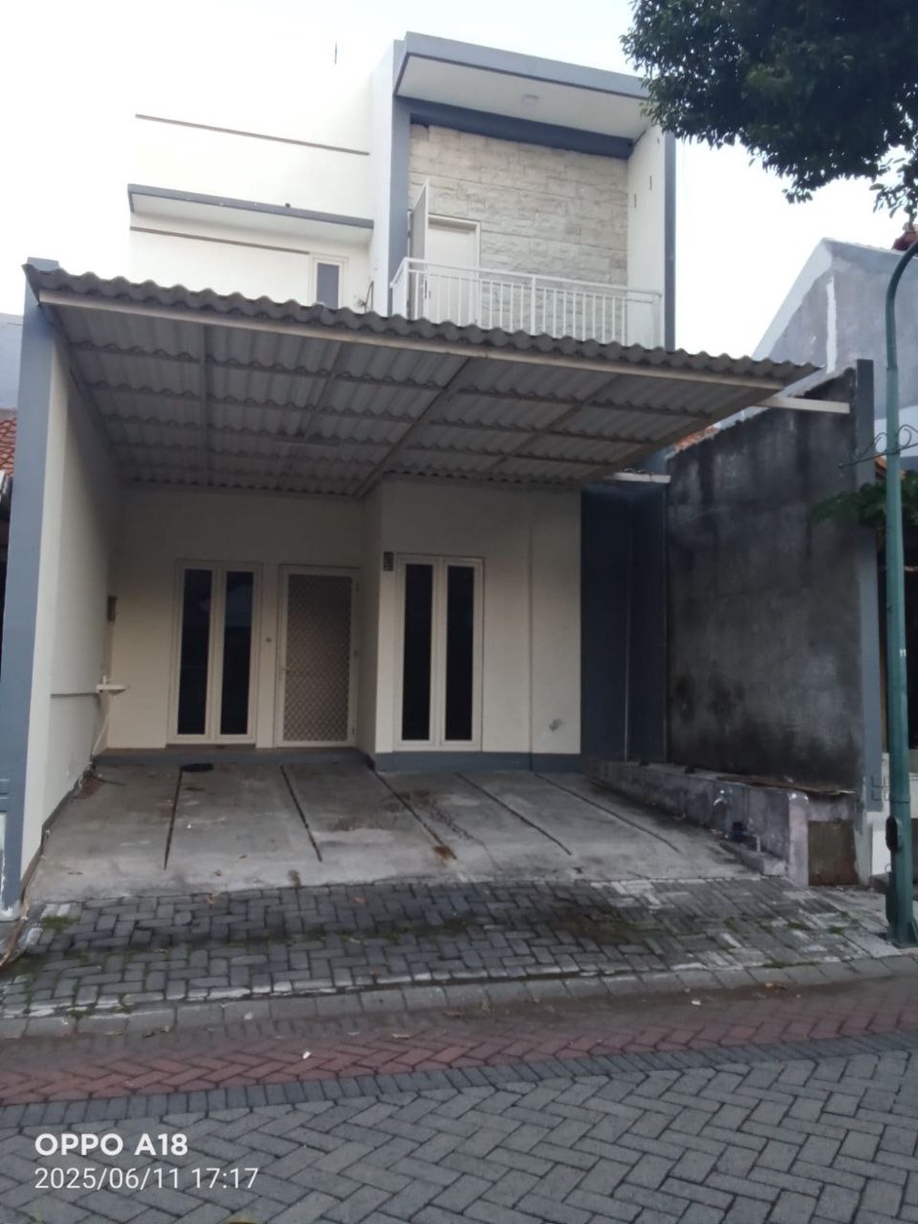 Rumah Minimalis 2 lantai Alam Hijau Citraland