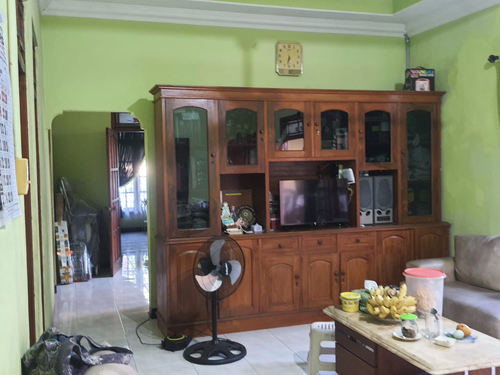 Rumah 1035 Meter Persegi Lokasi Dekat Universitas Terbuka Salut Kudus