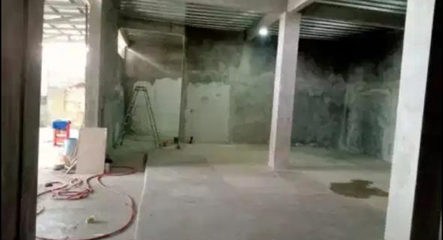 Gudang Akses mudah, di Serua indah Ciputat