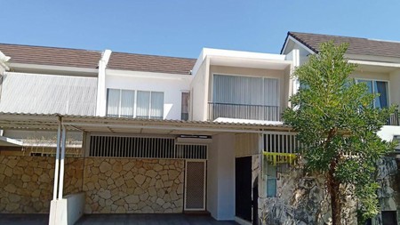 JUAL RUMAH SEMI FURNISHED DI FOREST MANSION SBY BARAT