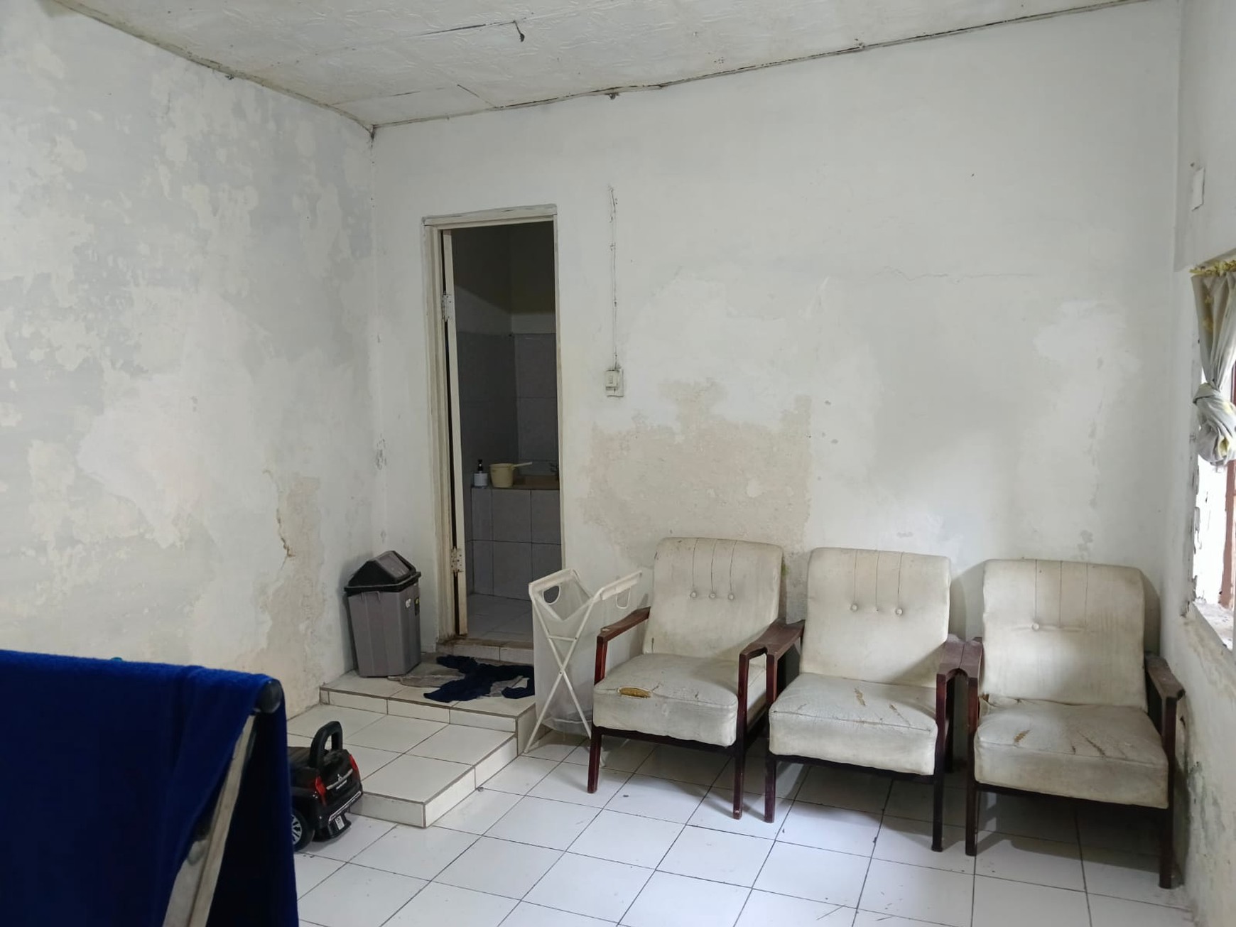 Rumah cocok untuk usaha atau kantor di babakan tarogong dekat festival Citylink dan rs imanuel