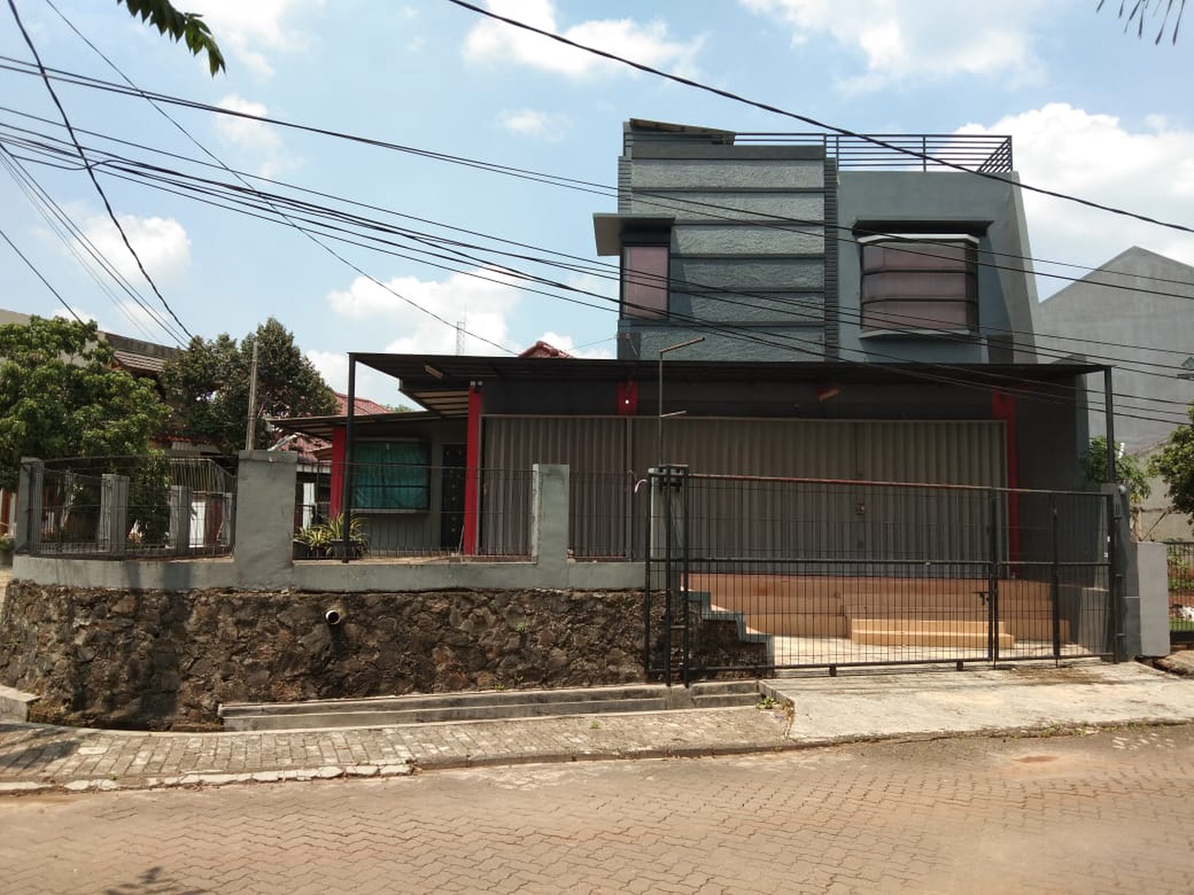 Ruko Hook di Bukit Nusa Indah Serua Tangerang selatan   