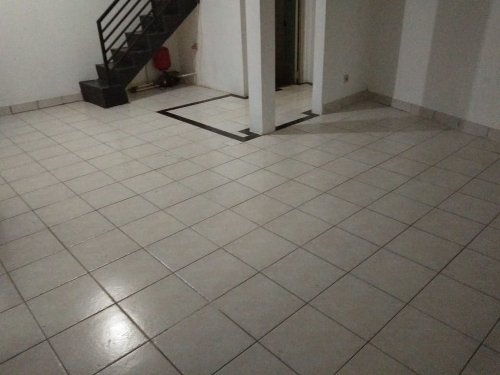 Ruko Hook di Bukit Nusa Indah Serua Tangerang selatan   