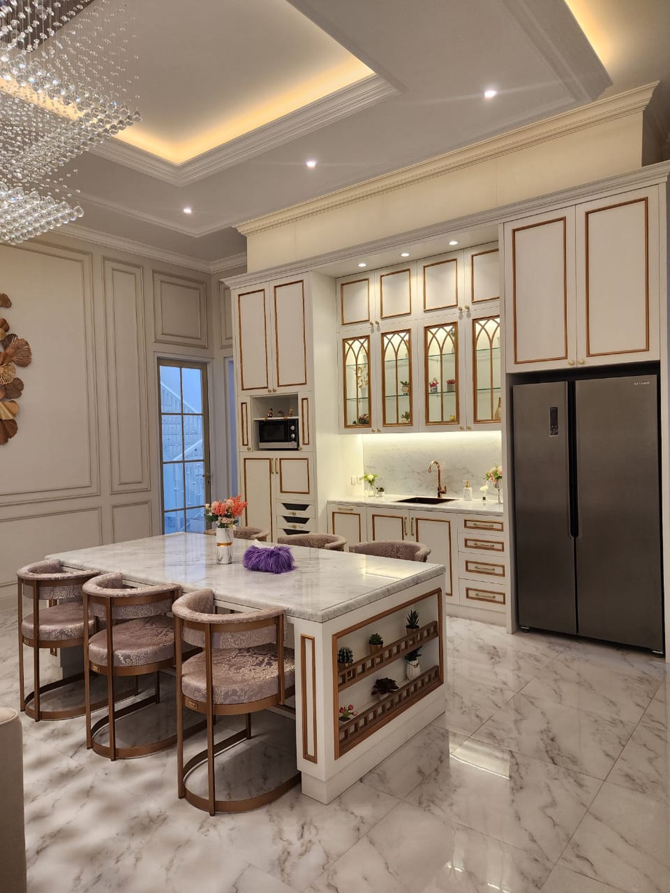 Dijual Rumah Brand New Furnish cantikk  (interior ternama) di Pondok Indah.