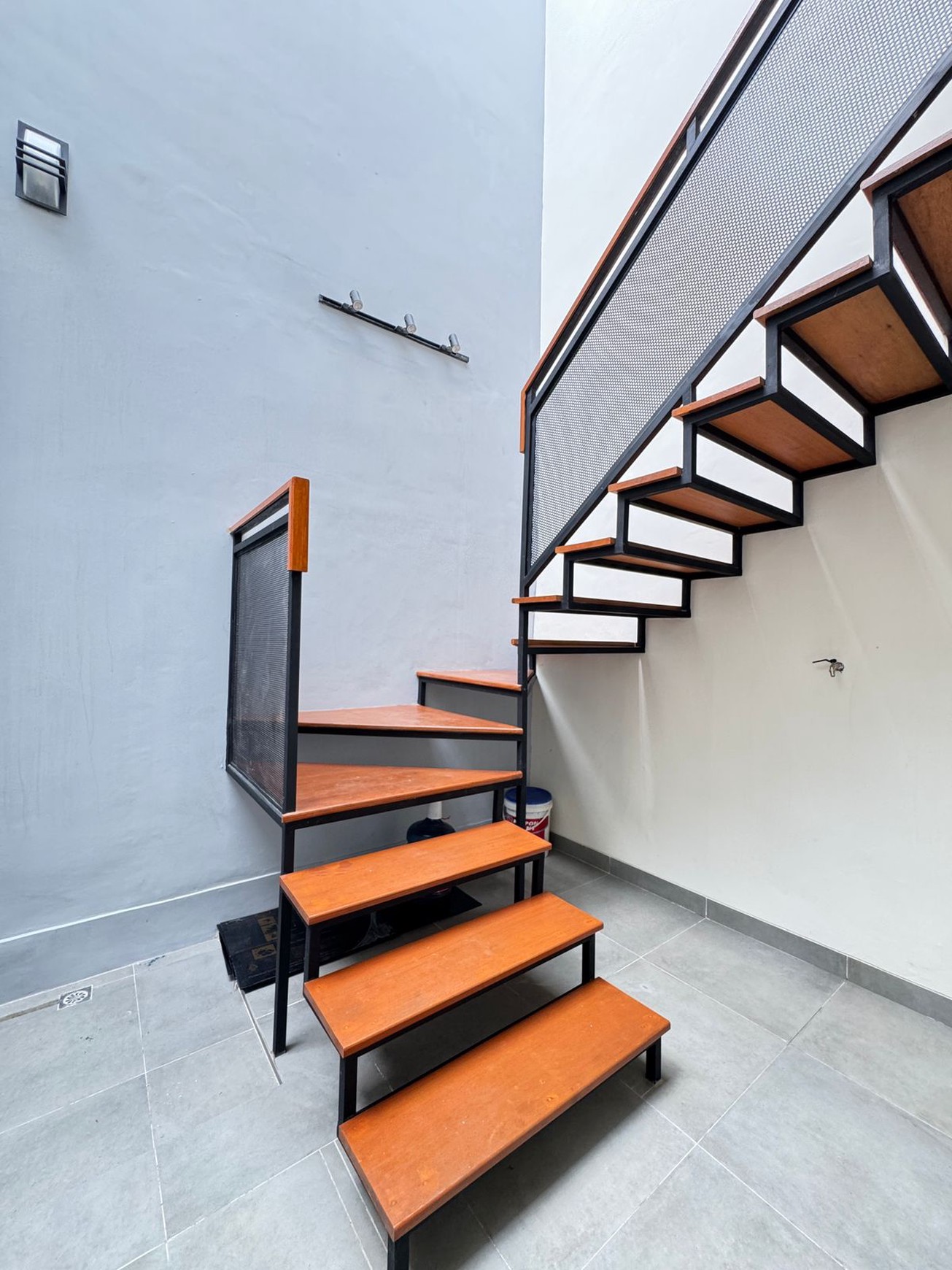 Rumah Baru Minimalis 2 Lantai di Kencana Loka BSD Dekat Sekolah